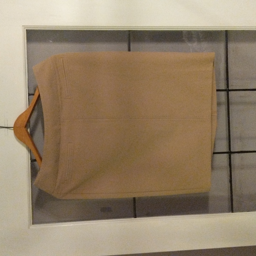3/$30 Olivia and Martin Skirt